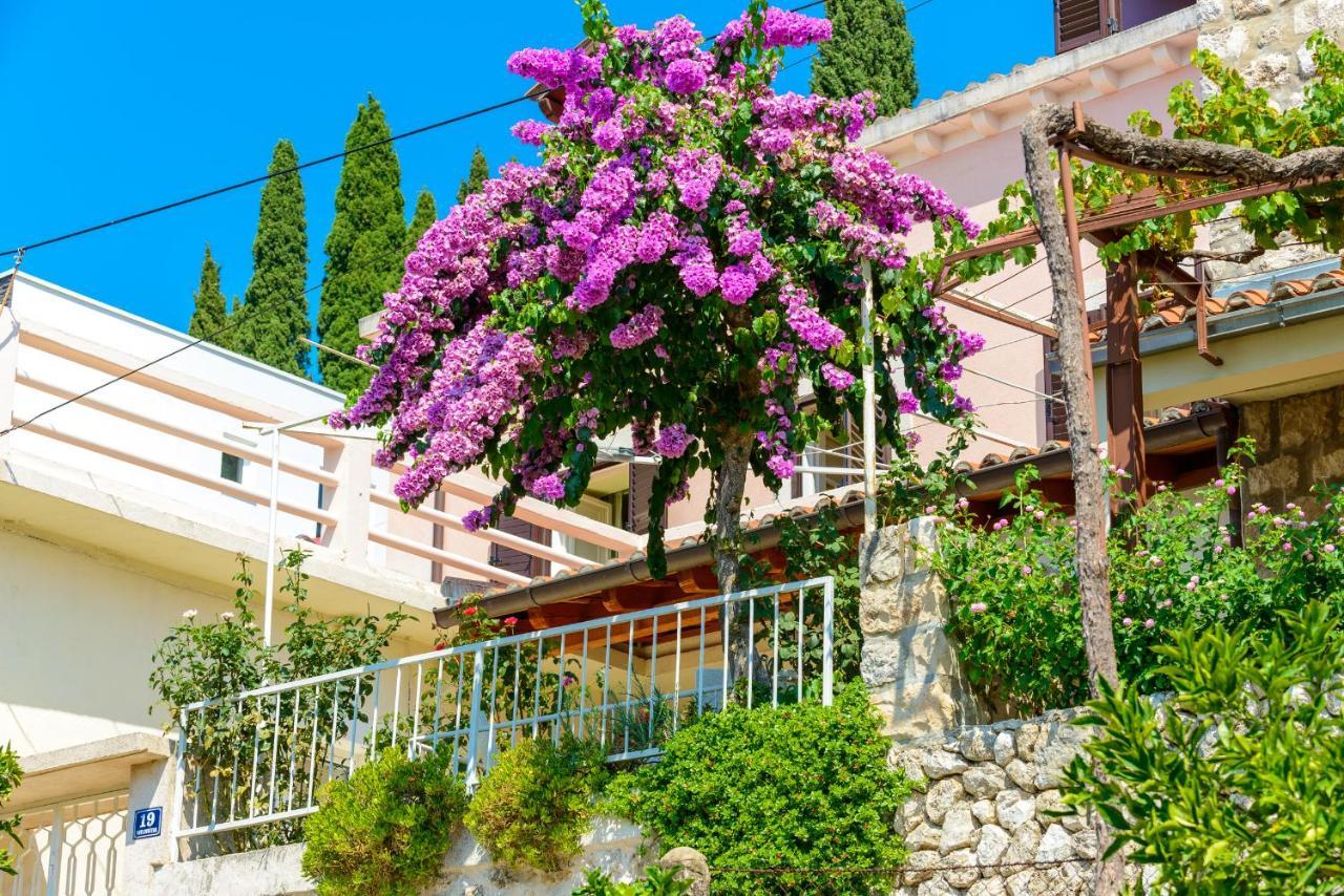 Seaside Eli Apartman